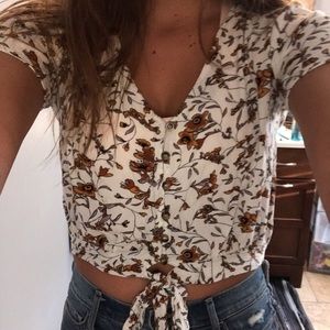Tillys button up tie front blouse